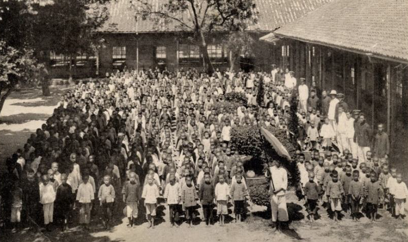 三堡の校舎（1928年撮影）